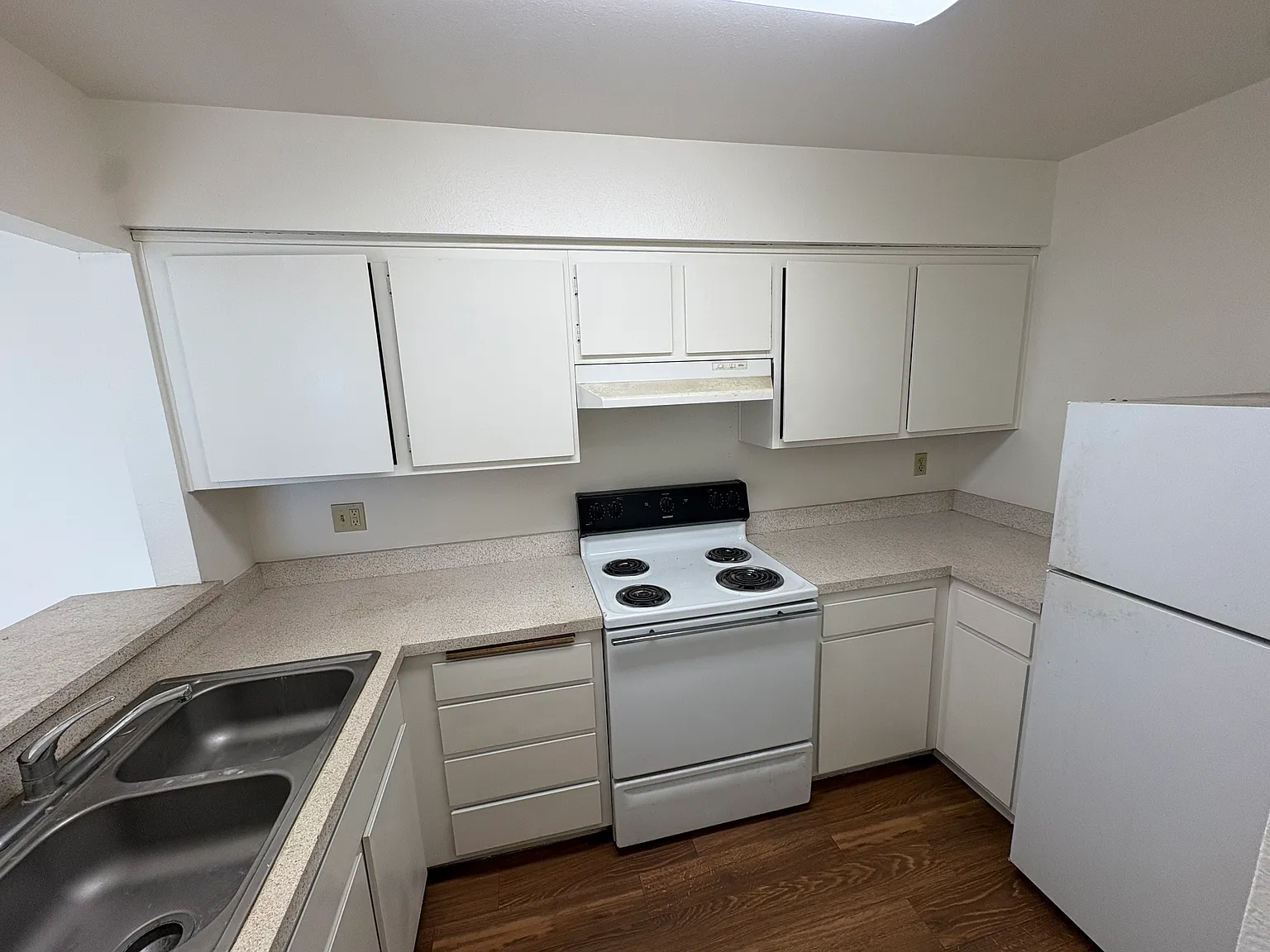 Studio, 506 sqft, $1,750 — Photo 2