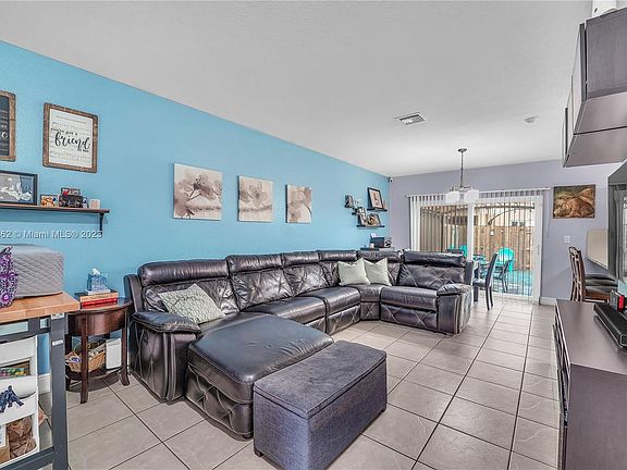 4th image of 21430 SW 85th Psge #0