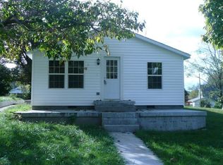 130 Harrison St, Swannanoa, NC 28778