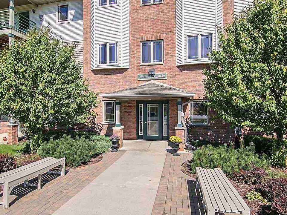 1st image of 102 Prairie Heights Dr APT 405