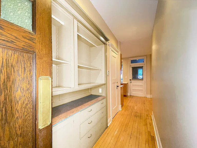 819 W Buena Ave #3 — Photo 17