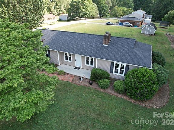 2nd image of 4395 Vine Arbor Dr