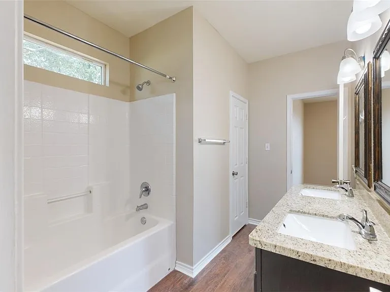 205A Sterling St — Photo 31