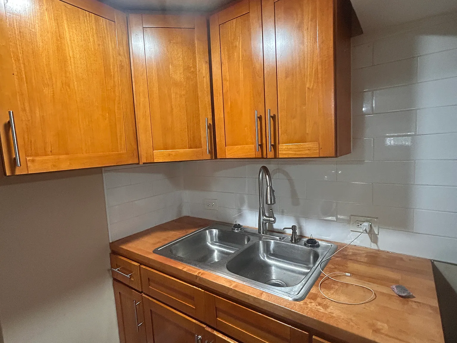 1 bed, 1.5 bath, $1,250 — Photo 3