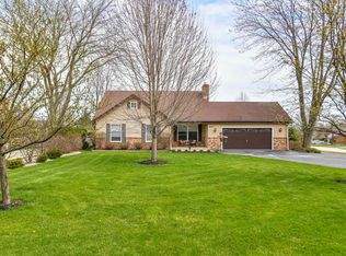 4633 Ridgecrest Dr, Racine, WI 53403