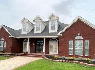 5250 Francis Ct, Groves, TX 77619