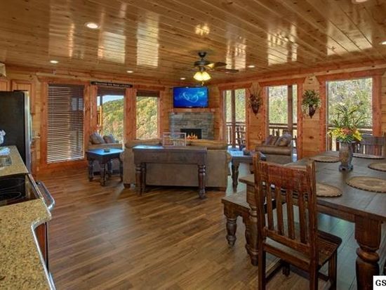 3320 Lonesome Pine Sevierville Tn 37862 Zillow