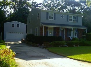 27 Roosevelt Ave, Nesconset, NY 11767