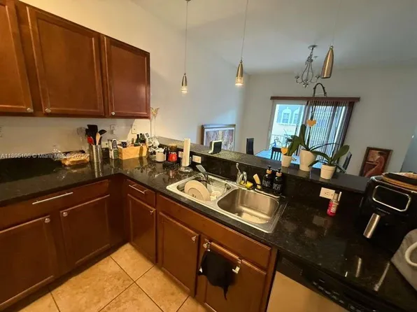 8800 NW 107th Ct Unit 218, Doral, FL 33178