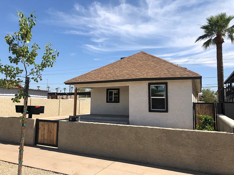 1309 W Taylor St — Photo 3