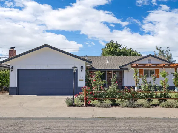 542 Sturla St, Lodi, CA 95240