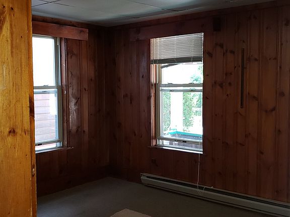 3rd image of 190 McKinley St