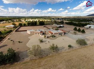770 Hayride Rd, Las Cruces, NM 88007