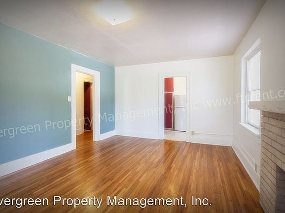 3rd image of 200 E Laurel St APT 25