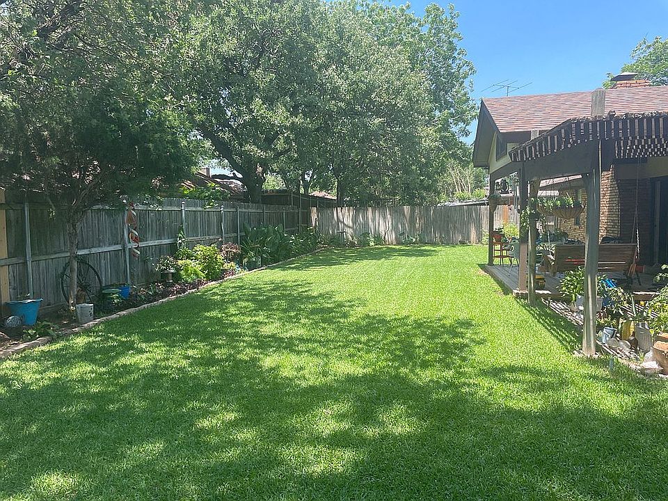 2nd image of 1801 Chaparral Ct