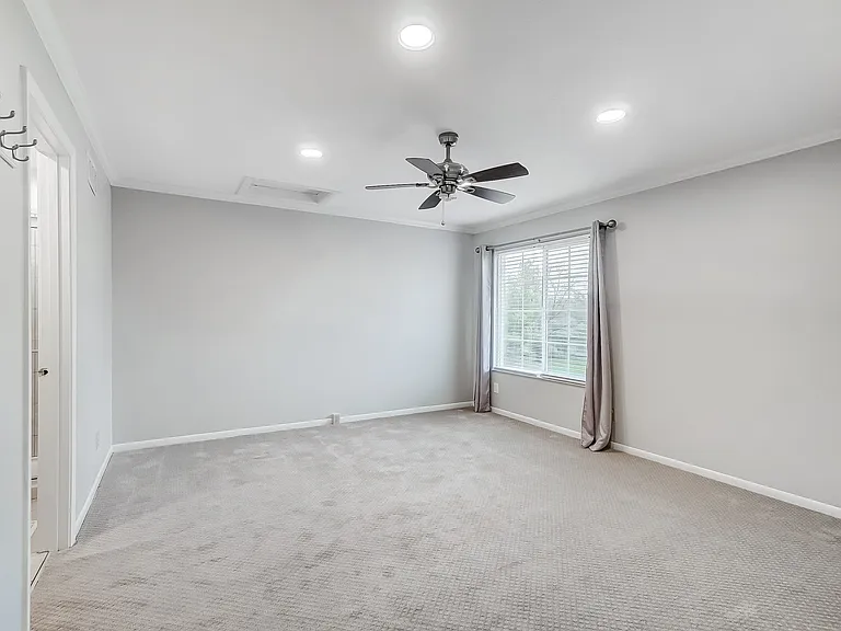 1804 Cliffview Ln — Photo 31