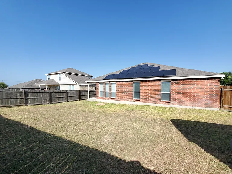 6304 Taree Loop — Photo 29