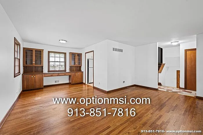 9401 Outlook Dr — Photo 17