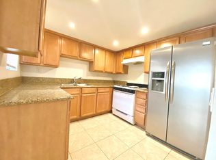 1343 Massachusetts Ave APT 101, Riverside, CA 92507