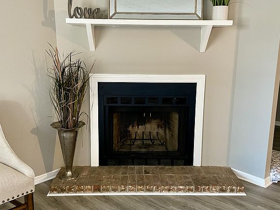 5th image of 1304 Massman Dr