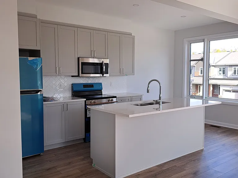 288 Elsie Macgill Walk — Photo 5