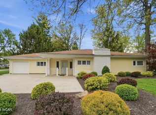 3061 Inwood Dr, Lima, OH 45806