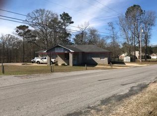 404 Paulding Rd, Ellisville, MS 39437