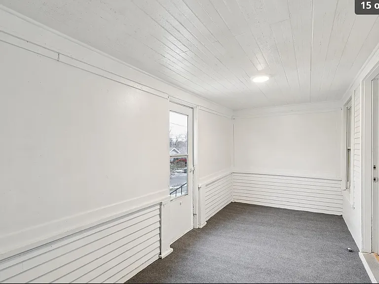 1916 Jefferson Ave — Photo 12