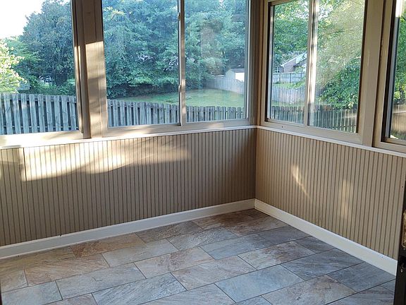 5th image of 8908 Highbridge Dr