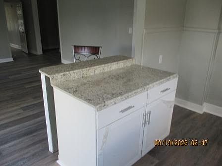 4th image of 4025 Markwood Rd