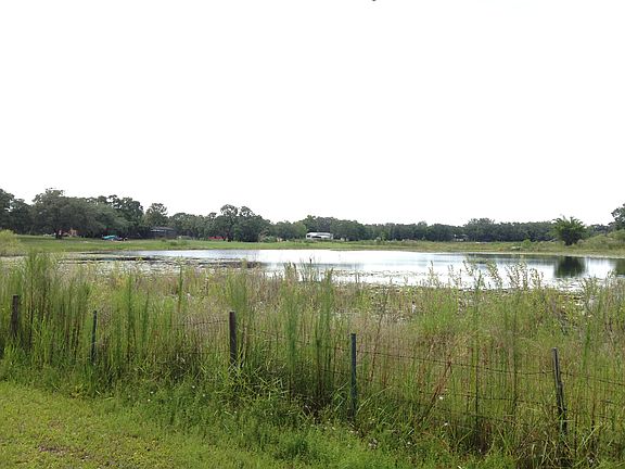2nd image of 12869 Circle Lake Dr