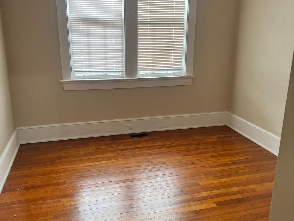 1st image of 752 Truett Ave #752