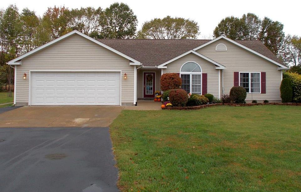 1st image of 1504 McCowen Ln