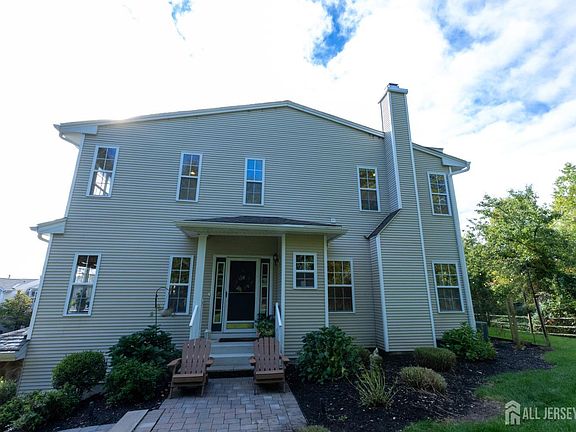 3rd image of 60 King George Rd #603