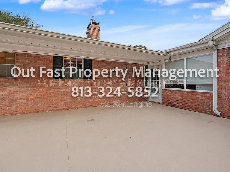 639 Howard Ave — Photo 18