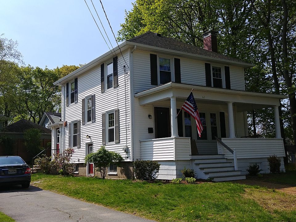 62 Kenwood Exterior