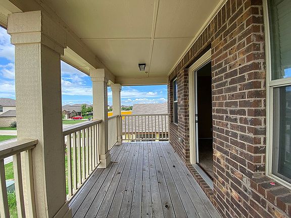 3rd image of 6303 Ambrose Cir