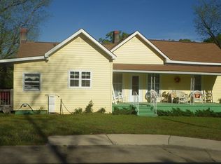 274 Lakeview Rd, Byron, GA 31008