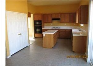 3rd image of 26532 Clydesdale Ln