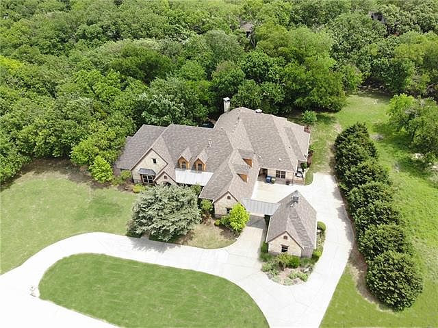 1st image of 460 Broadwing Dr