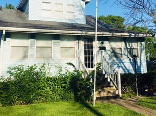 814 S 4th St, Hoopeston, IL 60942