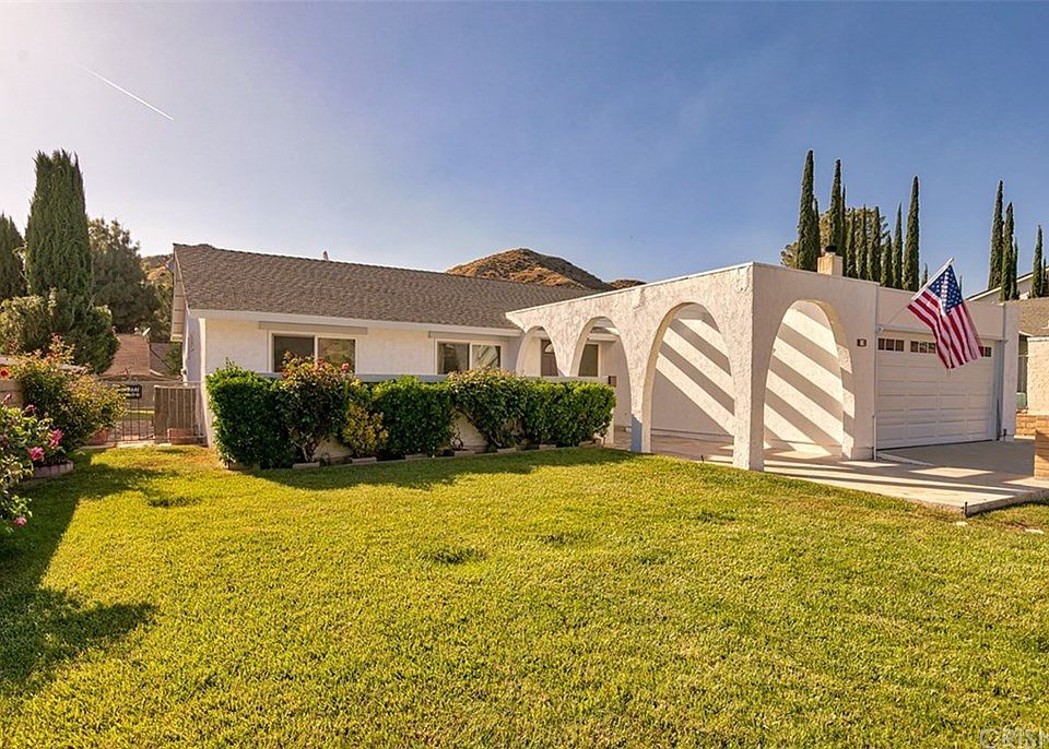 1st image of 28941 Lotusgarden Dr