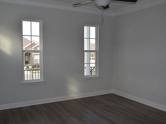 4th image of 1233 Duns Ln #330-lot 330
