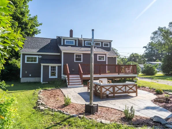 24 Old Rochester Road, Dover, NH 03820
