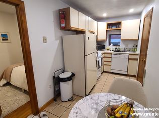181 Endicott St APT 1, Boston, MA 02113