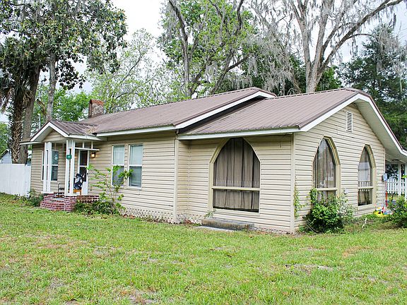 3rd image of 204 S Fletcher Ave