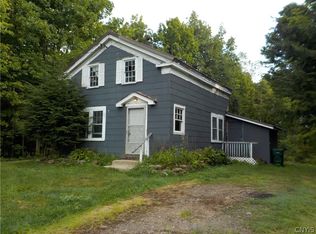 292-294 Perry Rd, Pennellville, NY 13132