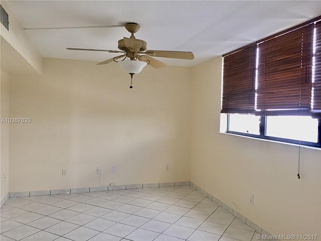 1st image of 6941 Carlyle Ave