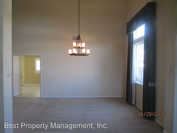 4th image of 4608 Regents Blvd