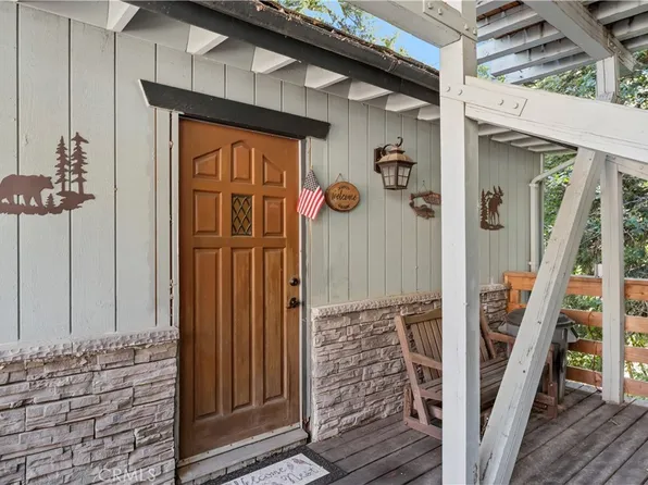 615 Wellsley Dr, Lake Arrowhead, CA 92352